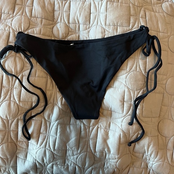 Tavik Bebe Mini Bikini Bottom in Black NWT - Picture 8 of 15